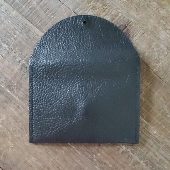 Molly M Designs Leather Pouch Wallet in Charcoal - Picture 3 of 4
